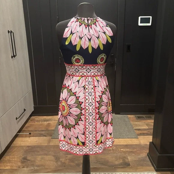 🌺 Maggy London Halter Floral Dress – Size 6 (Y2K) - Picture 2 of 3